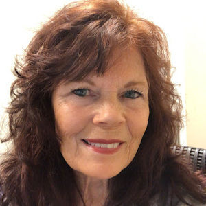 Meet your Posher, Cecelia